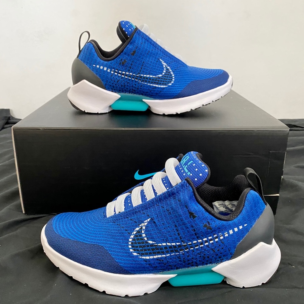 Size.6 BRAND NEW*** Nike Hyper Adapt 1.0